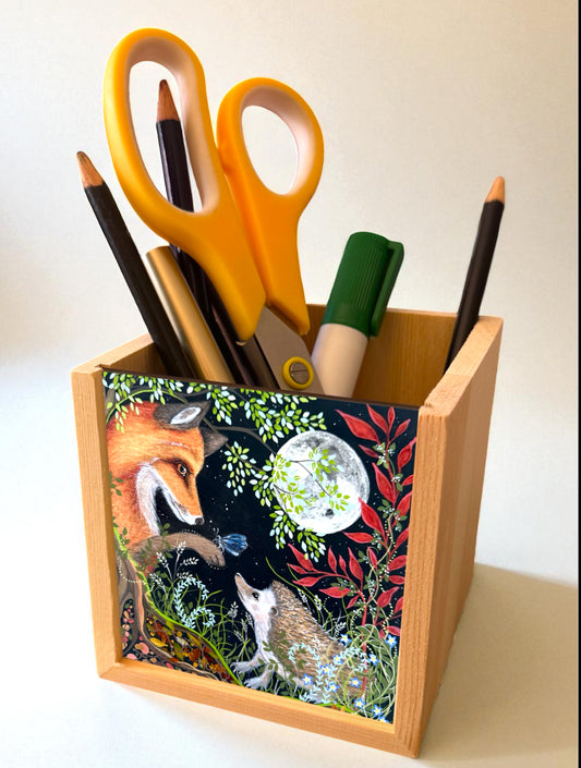 The Midnight Garden - Pen Pot