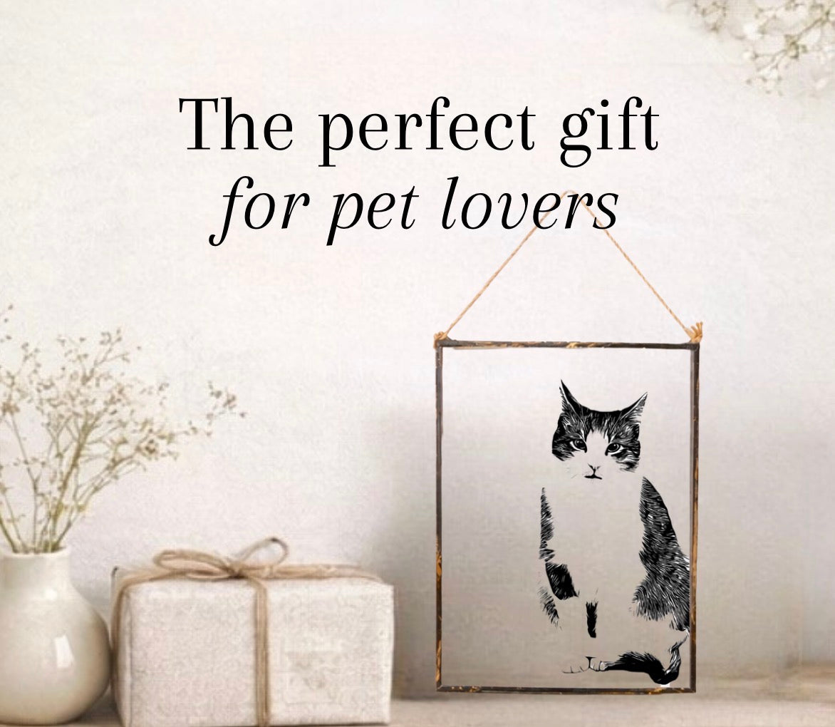 Pawtrait – Custom Pet Portrait in Glass Frame