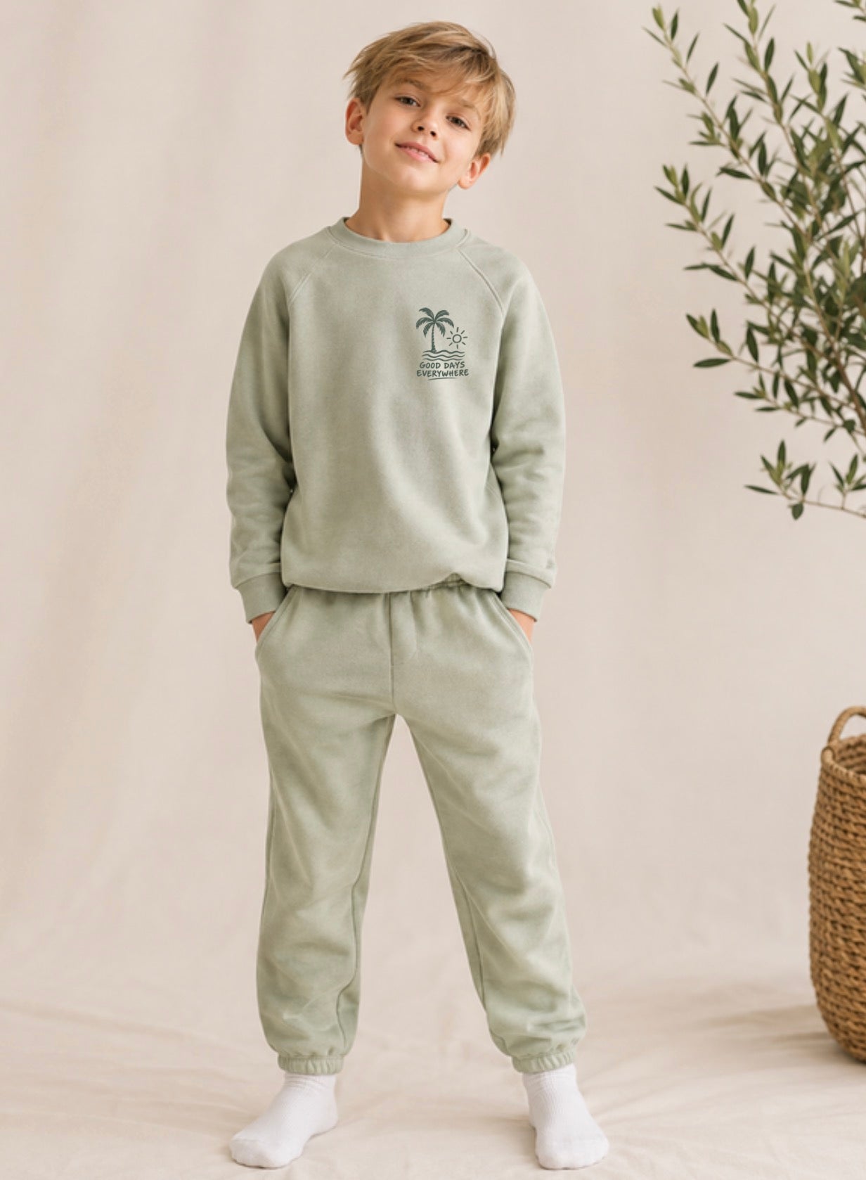 Good Days Everywhere Kids’ Lounge Set