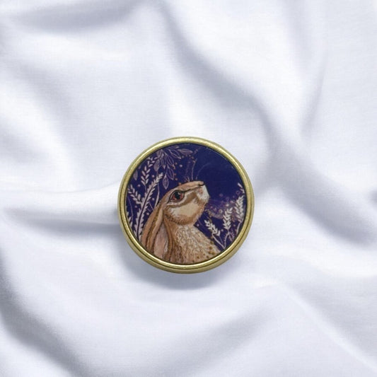Twilight Gaze - Gold Pin